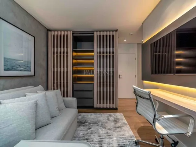 Apartamento 4 quartos e 5 banheiros, à venda, no bairro Centro em Balneário Camboriú
