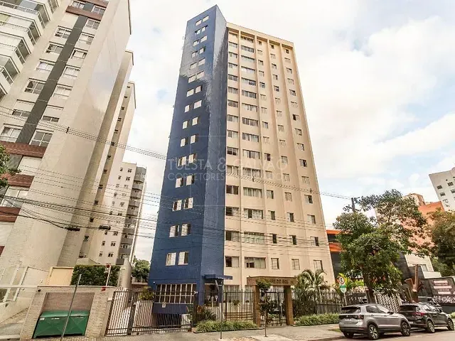 Apartamento com 77m² 3 quartos e 2 banheiros, à venda, no bairro Água Verde em Curitiba