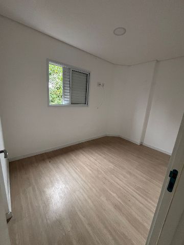 Apartamento com 50m² 2 quartos e 1 banheiro, para alugar, no bairro Demarchi em São Bernardo do Campo