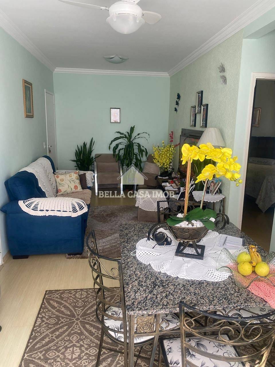 Apartamento à venda com 2 quartos, 60m² - Foto 2