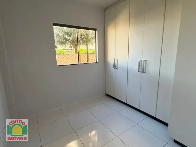 Apartamento 3 quartos e 2 banheiros, para alugar, no bairro Cidade Jardim em Anápolis