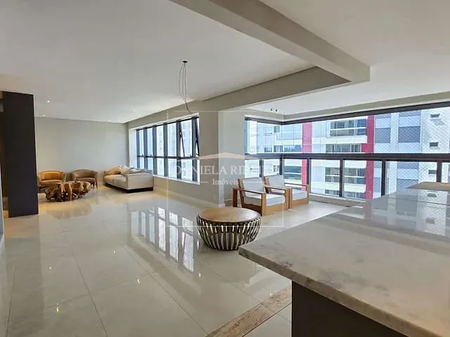 Apartamento com 391m² 3 quartos e 5 banheiros, à venda, no bairro Gleba Fazenda Palhano em Londrina