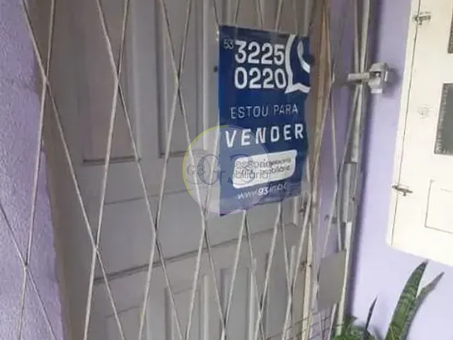 Apartamento 2 quartos e 1 banheiro, à venda, no bairro Três Vendas em Pelotas
