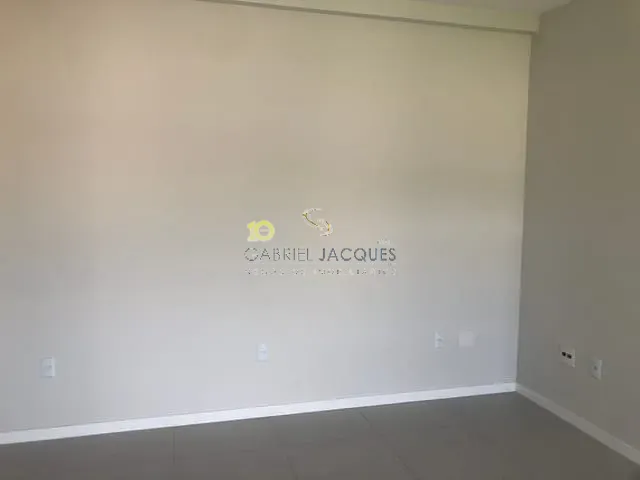 Apartamento com 69m² 2 quartos e 1 banheiro, para alugar, no bairro Pedra Branca em Palhoça