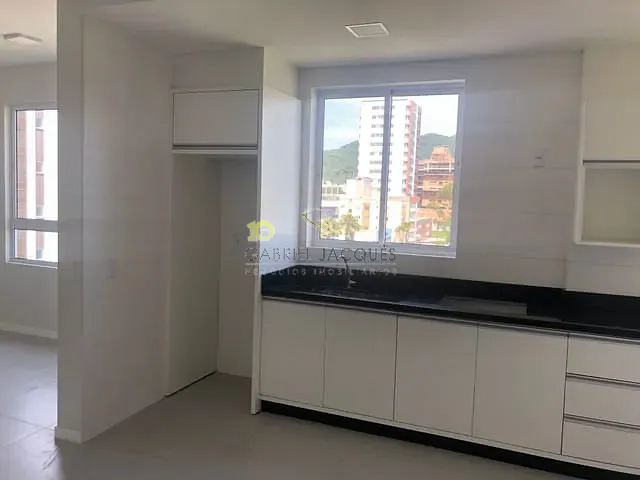 Apartamento com 69m² 2 quartos e 1 banheiro, para alugar, no bairro Pedra Branca em Palhoça