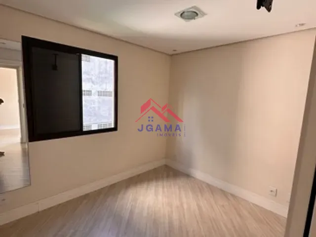 Apartamento 1 quarto e 1 banheiro, à venda ou para alugar, no bairro Vila Andrade em São Paulo