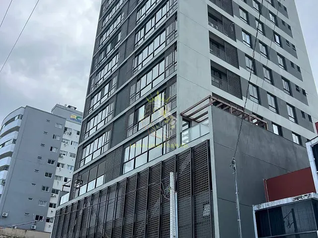 Apartamento 2 quartos e 2 banheiros, à venda, no bairro Centro em Camboriú