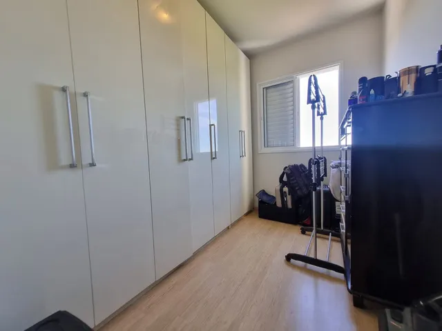 Apartamento com 112m² 3 quartos e 2 banheiros, para alugar, no bairro Gleba Palhano em Londrina