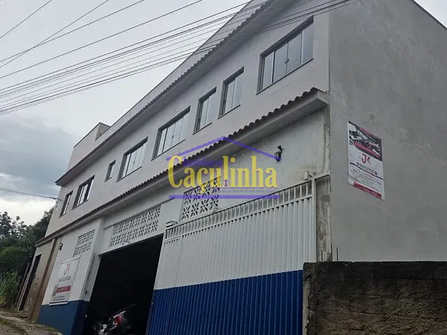Apartamento com 50m² 1 quarto e 1 banheiro, para alugar, no bairro Matadouro em Barra do Piraí