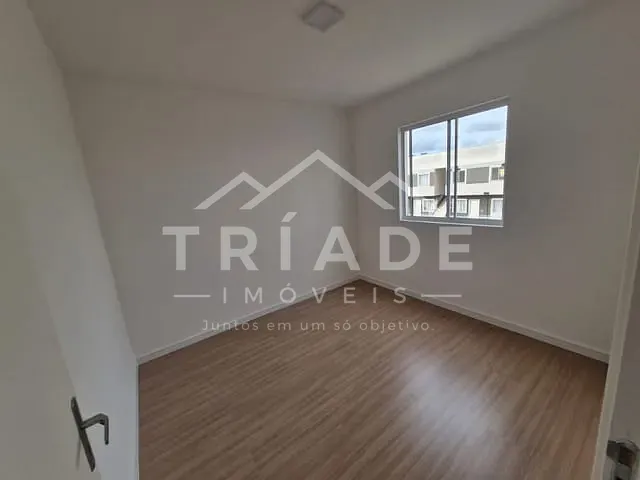 Apartamento 2 quartos e 1 banheiro, à venda, no bairro Campina da Barra em Araucária