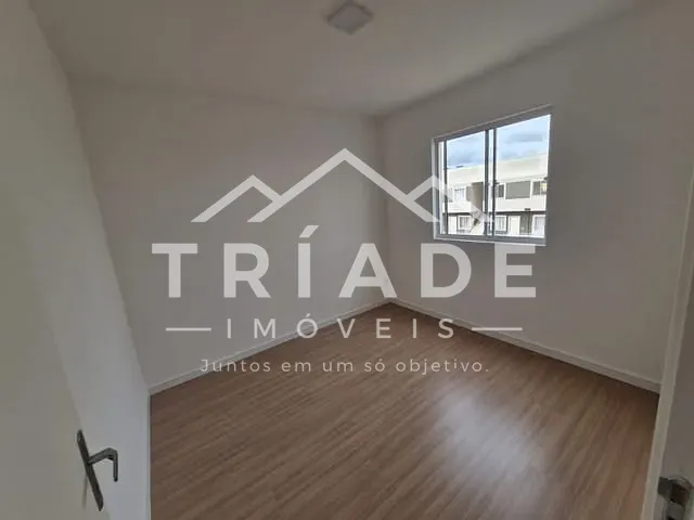 Apartamento 2 quartos e 1 banheiro, à venda, no bairro Campina da Barra em Araucária