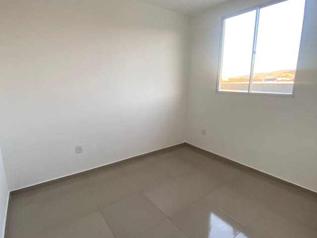 Apartamento 2 quartos e 1 banheiro, para alugar, no bairro Tenentes em Extrema