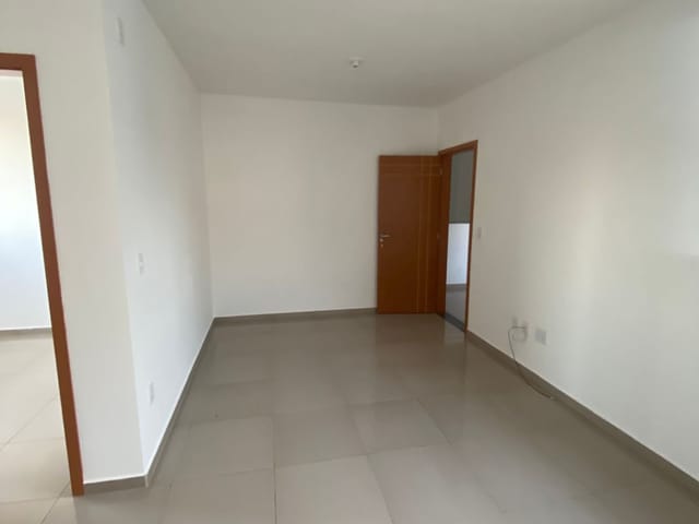 Apartamento 2 quartos e 1 banheiro, para alugar, no bairro Tenentes em Extrema