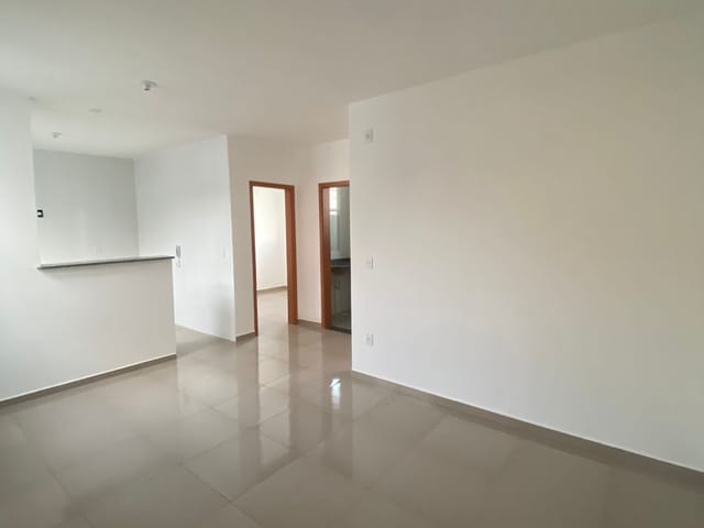 Apartamento 2 quartos e 1 banheiro, para alugar, no bairro Tenentes em Extrema