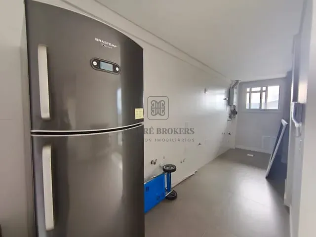 Apartamento 2 quartos e 2 banheiros, à venda, no bairro Jurerê Internacional em Florianópolis