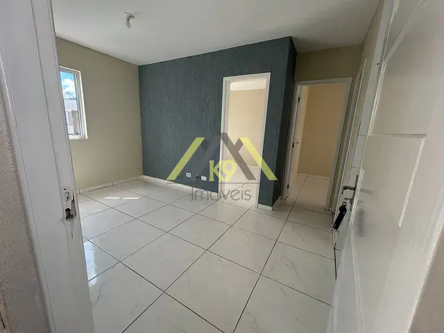 Apartamento 2 quartos e 1 banheiro, à venda, no bairro Guaraituba em Colombo