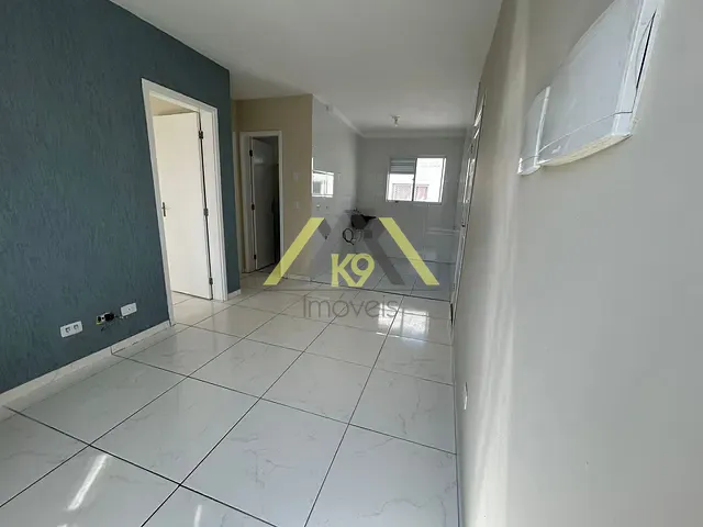 Apartamento 2 quartos e 1 banheiro, à venda, no bairro Guaraituba em Colombo