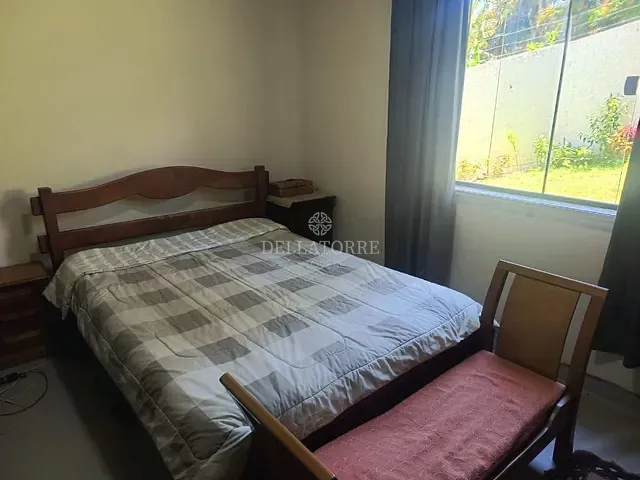 Apartamento 1 quarto e 1 banheiro, à venda, no bairro Cascata Guarani em Teresópolis