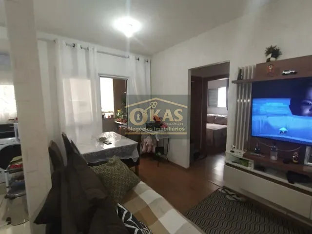 Apartamento 2 quartos e 1 banheiro, à venda, no bairro Vila Urupês em Suzano
