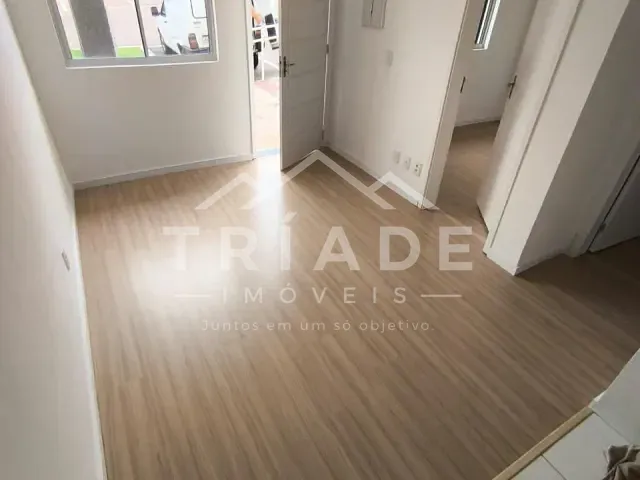 Apartamento 2 quartos e 1 banheiro, à venda, no bairro Campina da Barra em Araucária