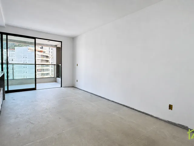 Apartamento 2 quartos e 2 banheiros, à venda, no bairro Santa Helena em Juiz de Fora
