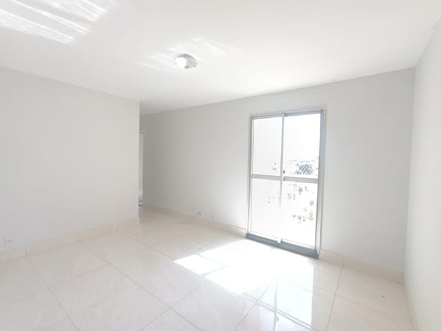 Apartamento à venda, Jardim Maria Inês, Aparecida de Goiânia, GO