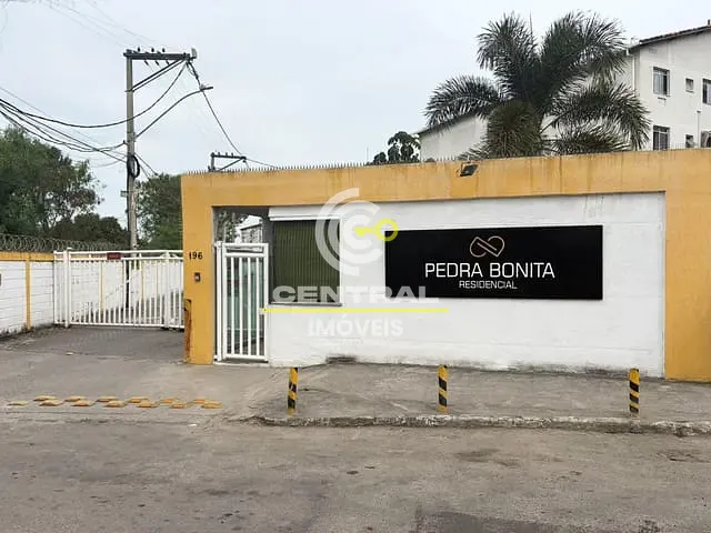 Apartamento 2 quartos e 1 banheiro, à venda, no bairro Venda das Pedras em Itaboraí