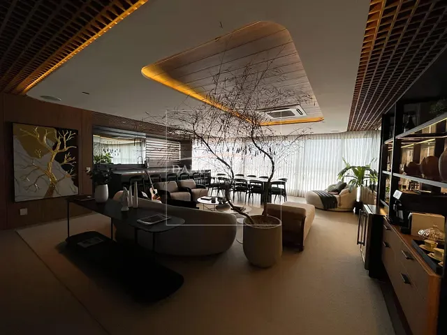 Apartamento com 441m² 3 quartos e 5 banheiros, à venda, no bairro Bela Suiça em Londrina