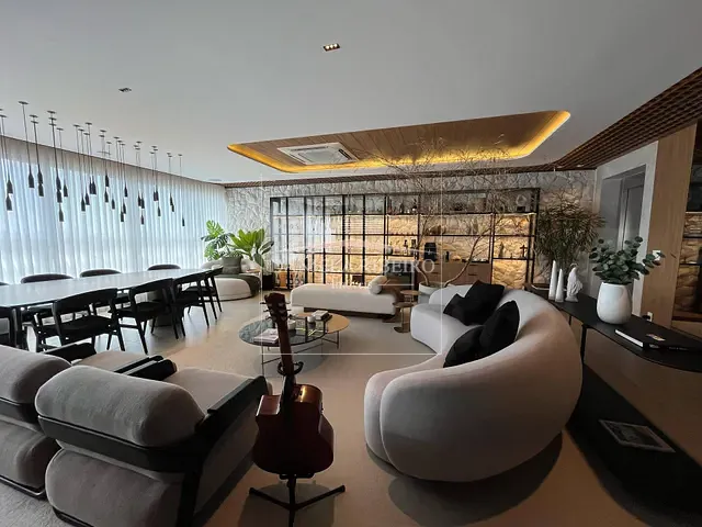 Apartamento com 441m² 3 quartos e 5 banheiros, à venda, no bairro Bela Suiça em Londrina