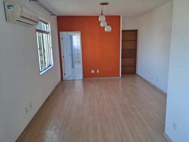 Apartamento 2 quartos e 2 banheiros, à venda, no bairro Freguesia (Jacarepaguá) em Rio de Janeiro
