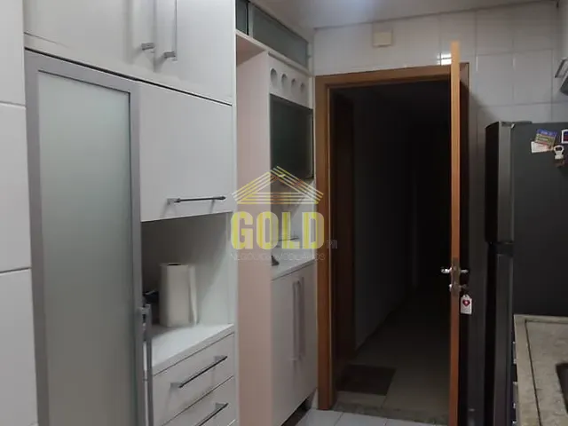 Apartamento com 149m² 3 quartos e 2 banheiros, à venda, no bairro Centro em Londrina