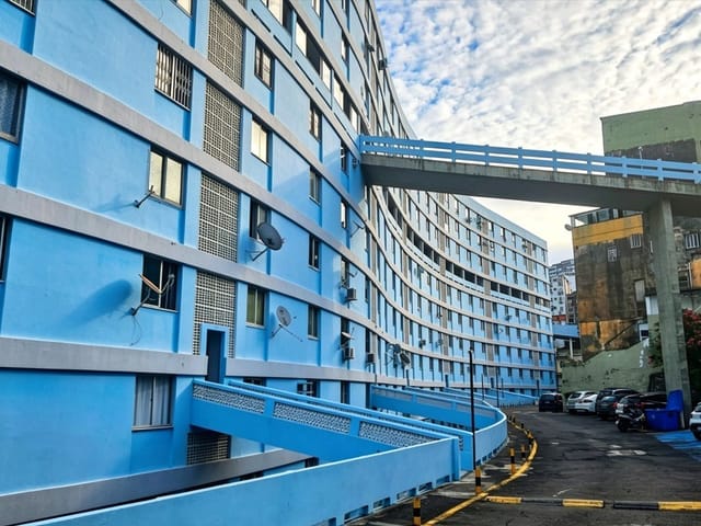 Apartamento 2 quartos e 2 banheiros, para alugar, no bairro Politeama em Salvador