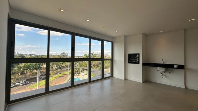 Apartamento 3 quartos e 5 banheiros, para alugar, no bairro Jardim São Jorge em Londrina