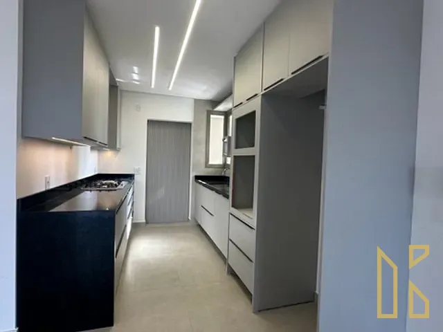 Apartamento 3 quartos e 5 banheiros, para alugar, no bairro Jardim São Jorge em Londrina