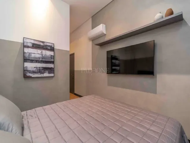 Apartamento 4 quartos e 5 banheiros, à venda, no bairro Meia Praia  em Itapema