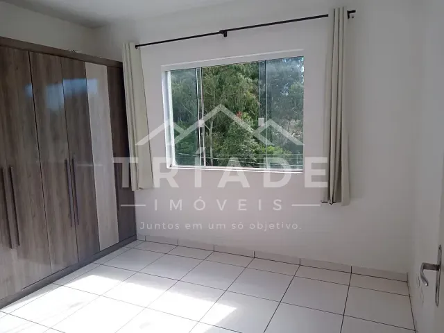 Apartamento 2 quartos e 1 banheiro, à venda, no bairro Campina da Barra em Araucária