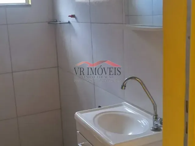Apartamento 2 quartos e 1 banheiro, para alugar, no bairro Santa Cruz em Volta Redonda
