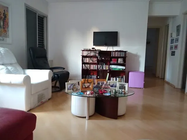 Apartamento 2 quartos e 3 banheiros, à venda, no bairro Moema em São Paulo
