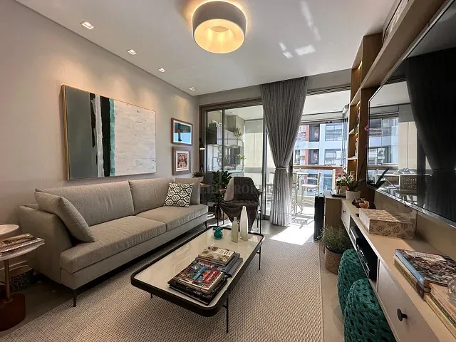 Apartamento 3 quartos e 4 banheiros, à venda, no bairro Jurerê em Florianópolis