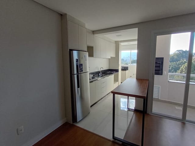 Apartamento 1 quarto e 1 banheiro, para alugar, no bairro Centro em Nova Prata