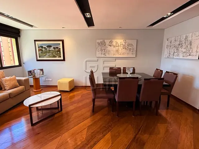 Apartamento com 250m² 4 quartos e 4 banheiros, à venda, no bairro Centro em Londrina