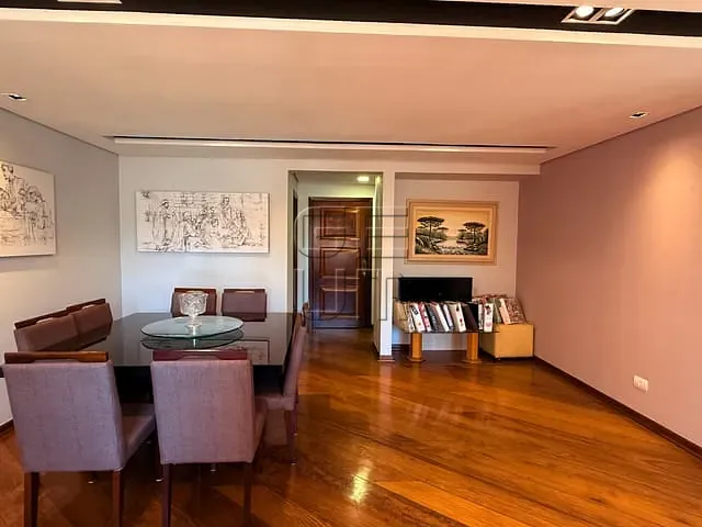 Apartamento com 250m² 4 quartos e 4 banheiros, à venda, no bairro Centro em Londrina