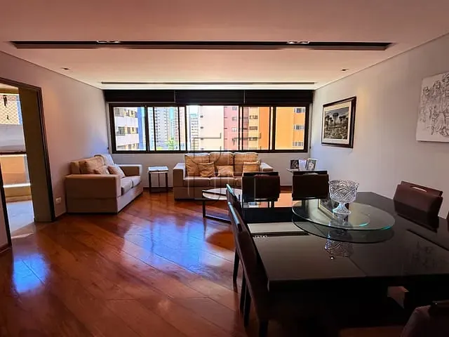 Apartamento com 250m² 4 quartos e 4 banheiros, à venda, no bairro Centro em Londrina