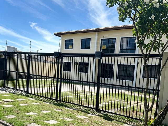 Apartamento 2 quartos e 2 banheiros, para alugar, no bairro Stella Maris em Salvador