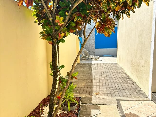 Apartamento 2 quartos e 2 banheiros, para alugar, no bairro Stella Maris em Salvador