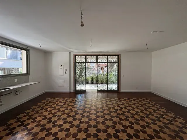Apartamento com 76m² 1 quarto e 1 banheiro, à venda, no bairro Urca em Rio de Janeiro