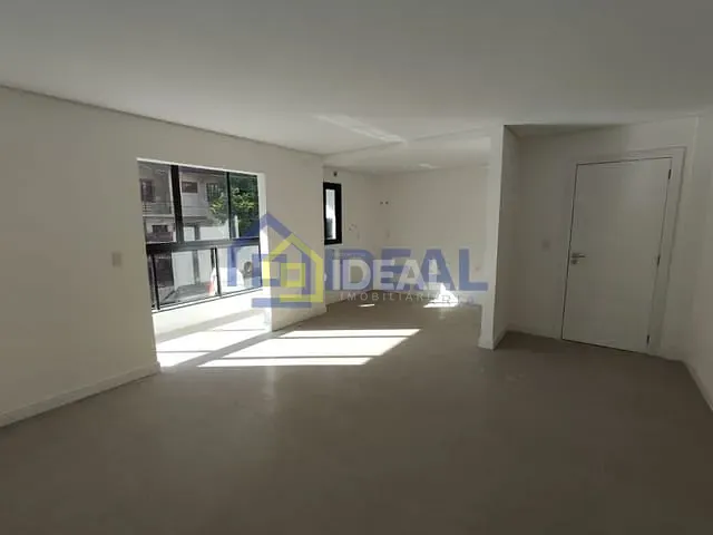 Apartamento 2 quartos e 2 banheiros, à venda, no bairro Cinquentenário em Concórdia