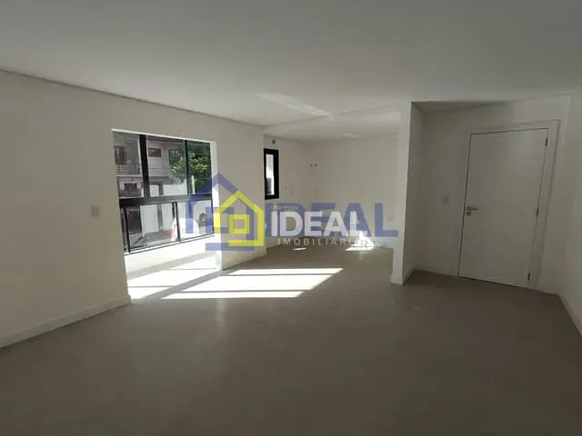Apartamento 2 quartos e 2 banheiros, à venda, no bairro Cinquentenário em Concórdia