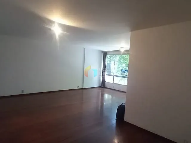 Apartamento com 150m² 4 quartos e 2 banheiros, à venda, no bairro Tijuca em Rio de Janeiro