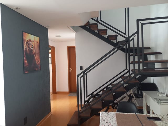 Apartamento 3 quartos e 2 banheiros, à venda, no bairro Cabral em Contagem